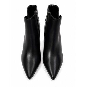 Charles David Black Size 8 M Pointed Toe Faux Leather Ankle Booties